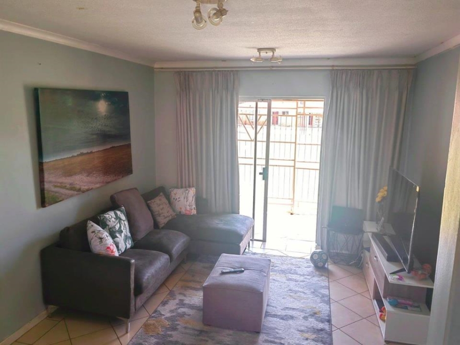 2 Bedroom Property for Sale in Wonderpark Estate Gauteng