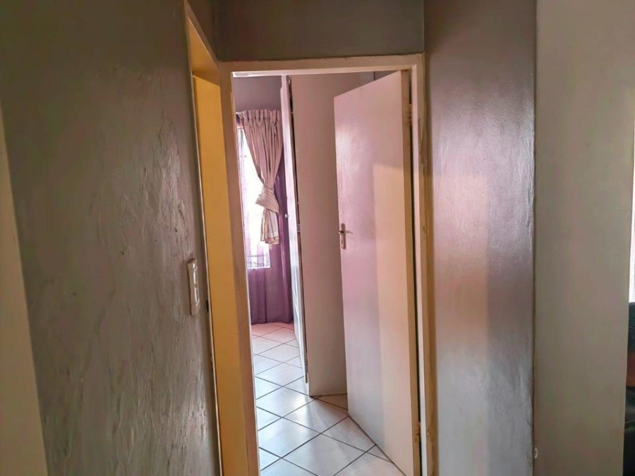 2 Bedroom Property for Sale in Wonderpark Estate Gauteng