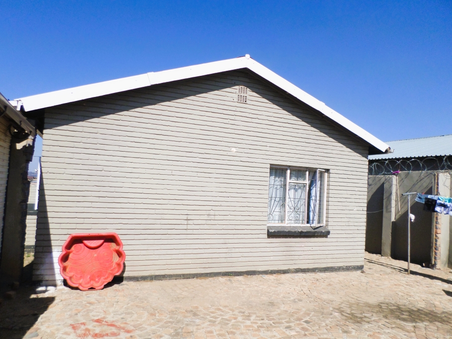 2 Bedroom Property for Sale in Eldorado Park Gauteng