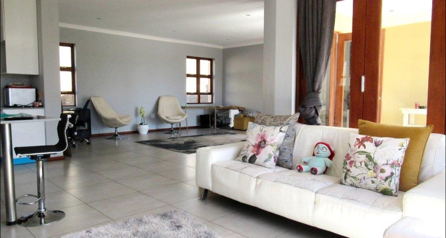 3 Bedroom Property for Sale in Homes Haven Gauteng