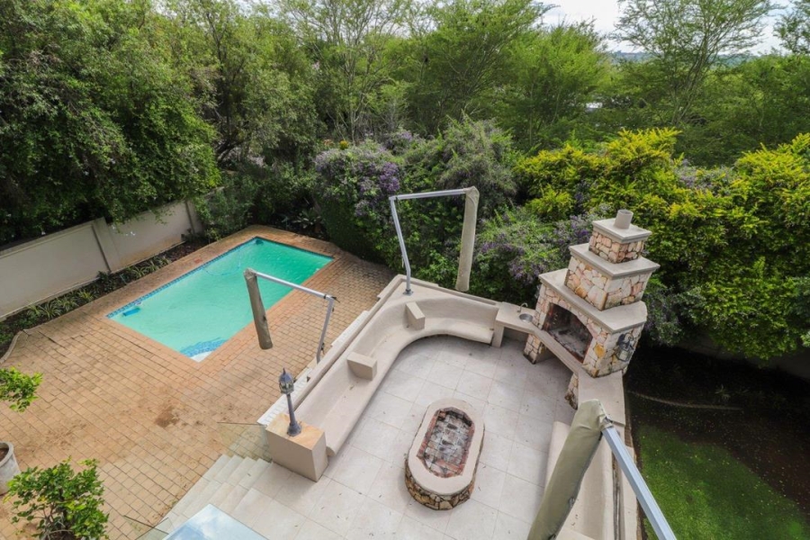 4 Bedroom Property for Sale in Featherbrooke Estate Gauteng