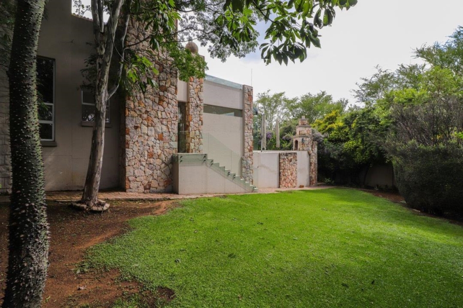 4 Bedroom Property for Sale in Featherbrooke Estate Gauteng