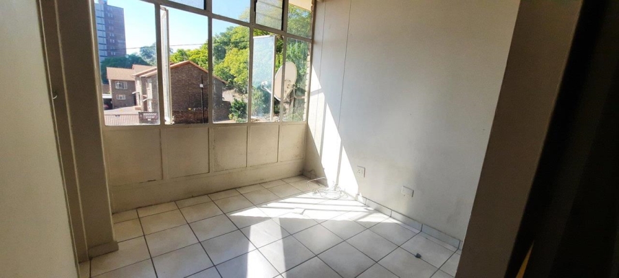 1 Bedroom Property for Sale in Gezina Gauteng