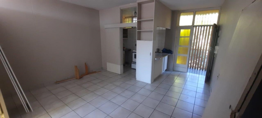 1 Bedroom Property for Sale in Gezina Gauteng