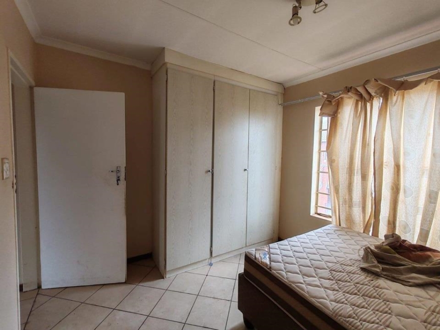 2 Bedroom Property for Sale in Wonderpark Estate Gauteng