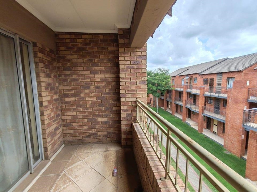 2 Bedroom Property for Sale in Wonderpark Estate Gauteng