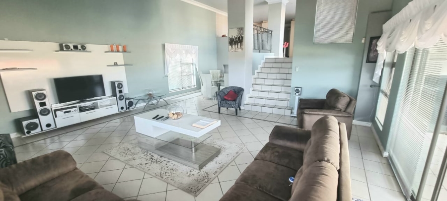 4 Bedroom Property for Sale in Northcliff Gauteng