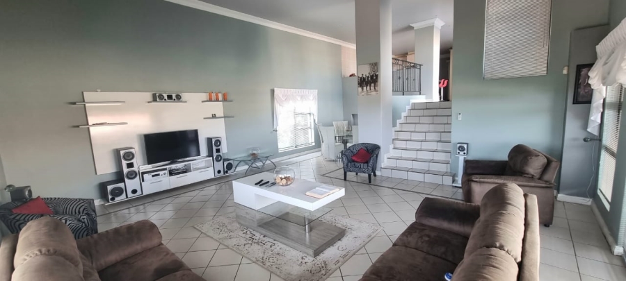 4 Bedroom Property for Sale in Northcliff Gauteng