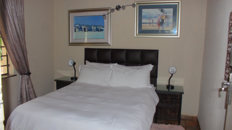 6 Bedroom Property for Sale in Olivedale Gauteng