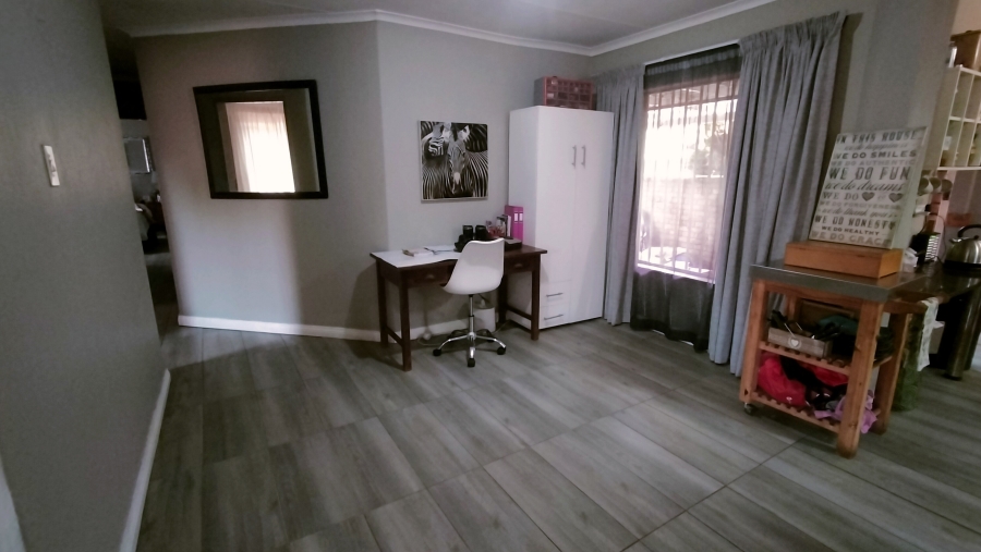 3 Bedroom Property for Sale in Wierda Park Gauteng