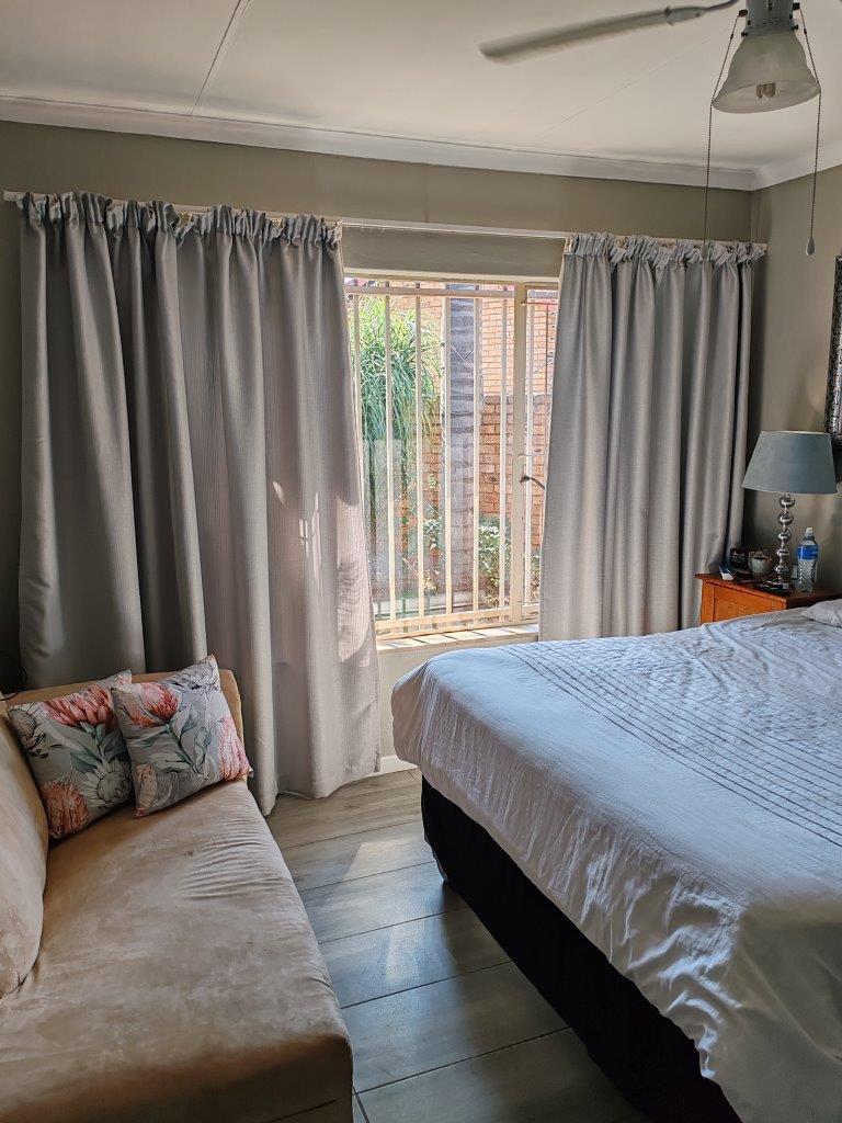 3 Bedroom Property for Sale in Wierda Park Gauteng