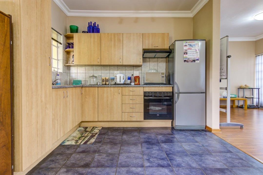 4 Bedroom Property for Sale in Birchleigh Gauteng