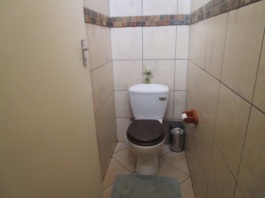 2 Bedroom Property for Sale in Lyttelton Manor Gauteng