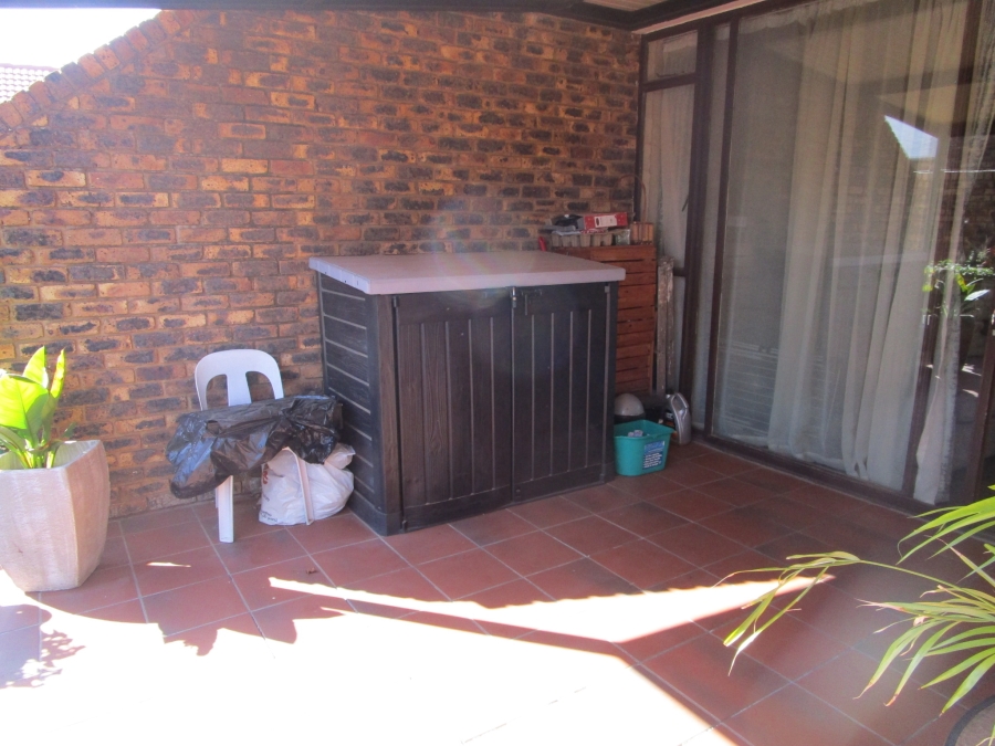 2 Bedroom Property for Sale in Lyttelton Manor Gauteng