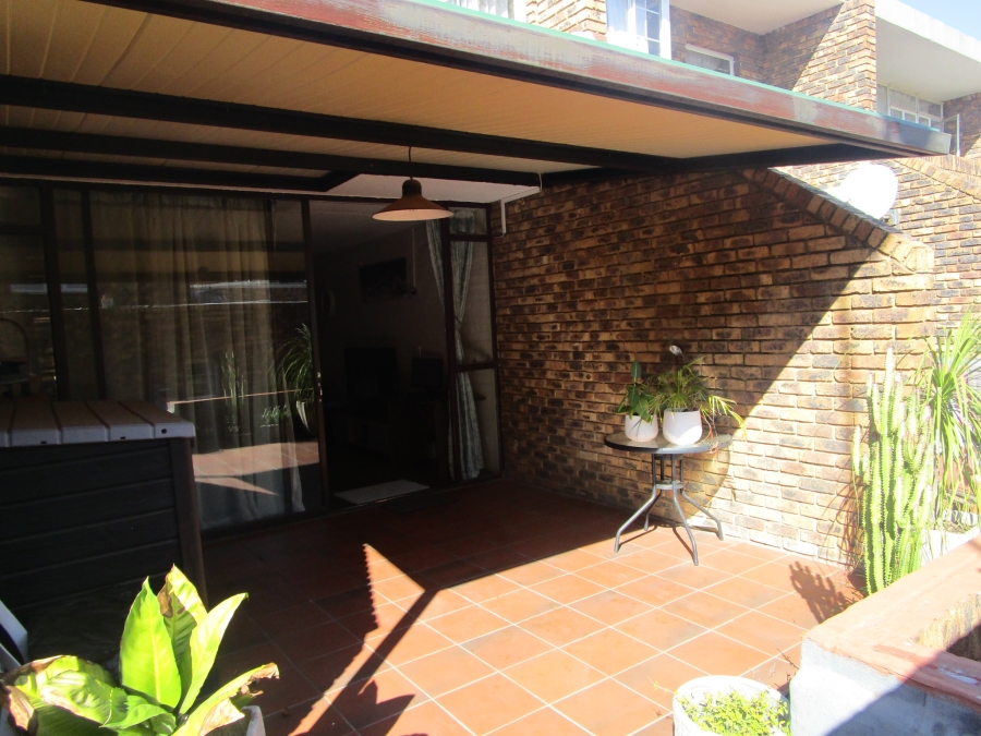 2 Bedroom Property for Sale in Lyttelton Manor Gauteng