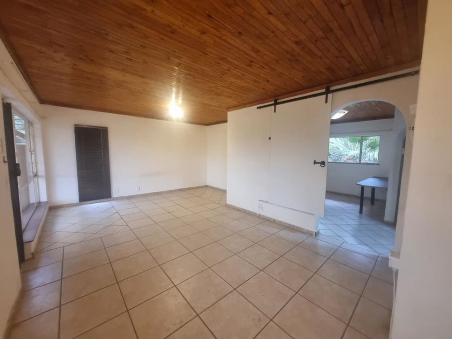 4 Bedroom Property for Sale in Garsfontein Gauteng