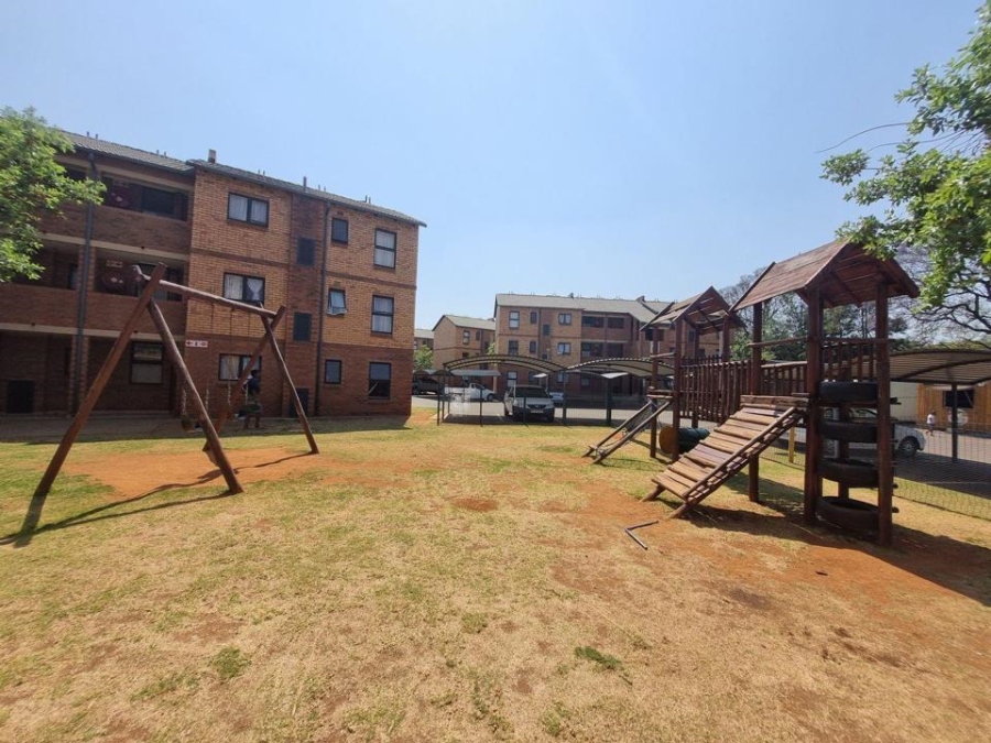 2 Bedroom Property for Sale in Olympus AH Gauteng