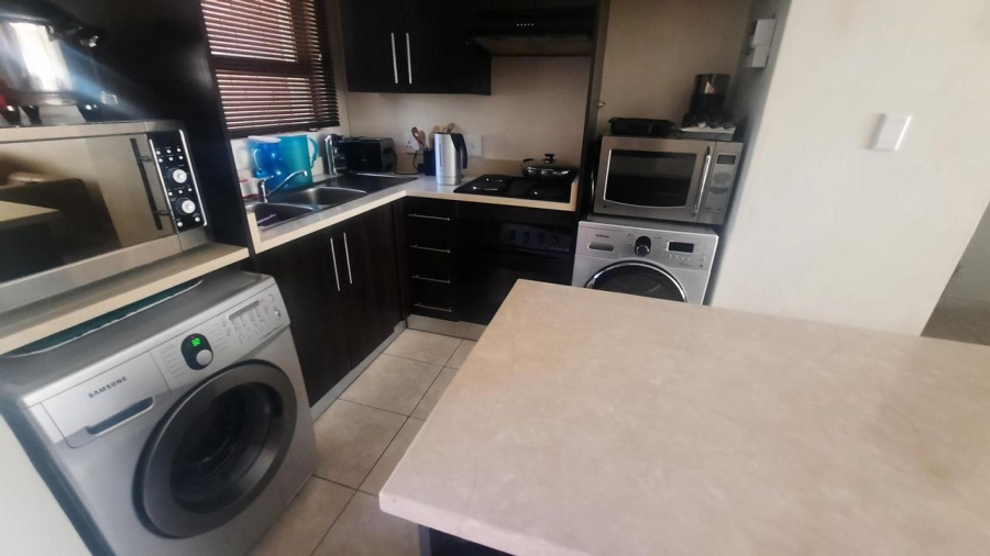 2 Bedroom Property for Sale in Pretorius Park Gauteng