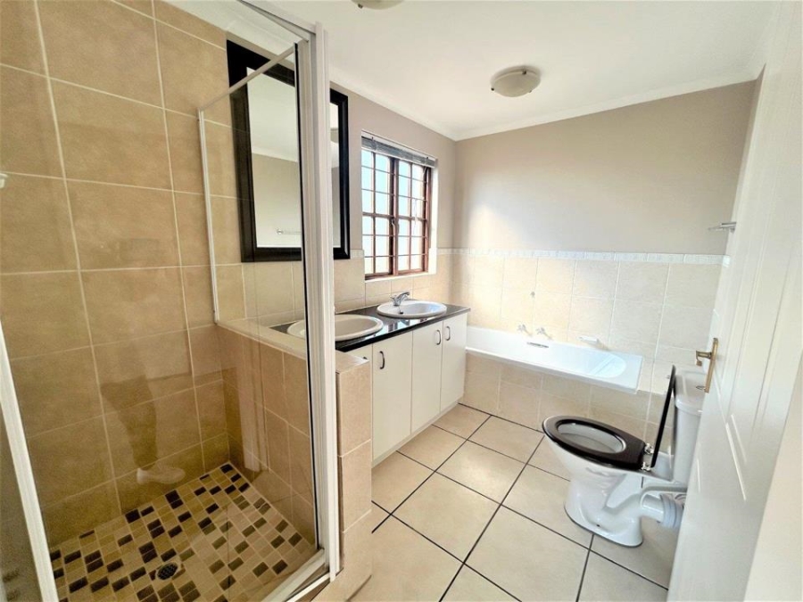 To Let 3 Bedroom Property for Rent in Edenburg Gauteng