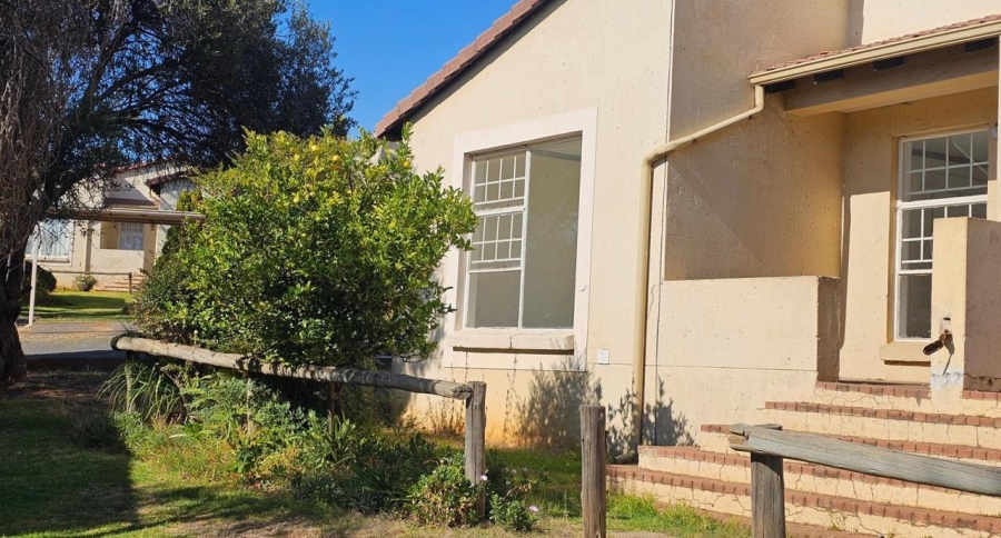 3 Bedroom Property for Sale in Carenvale Gauteng