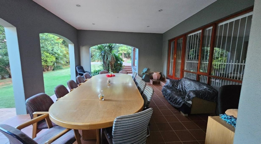 4 Bedroom Property for Sale in Kloofendal Gauteng