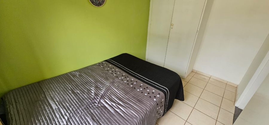 2 Bedroom Property for Sale in Weltevredenpark Gauteng