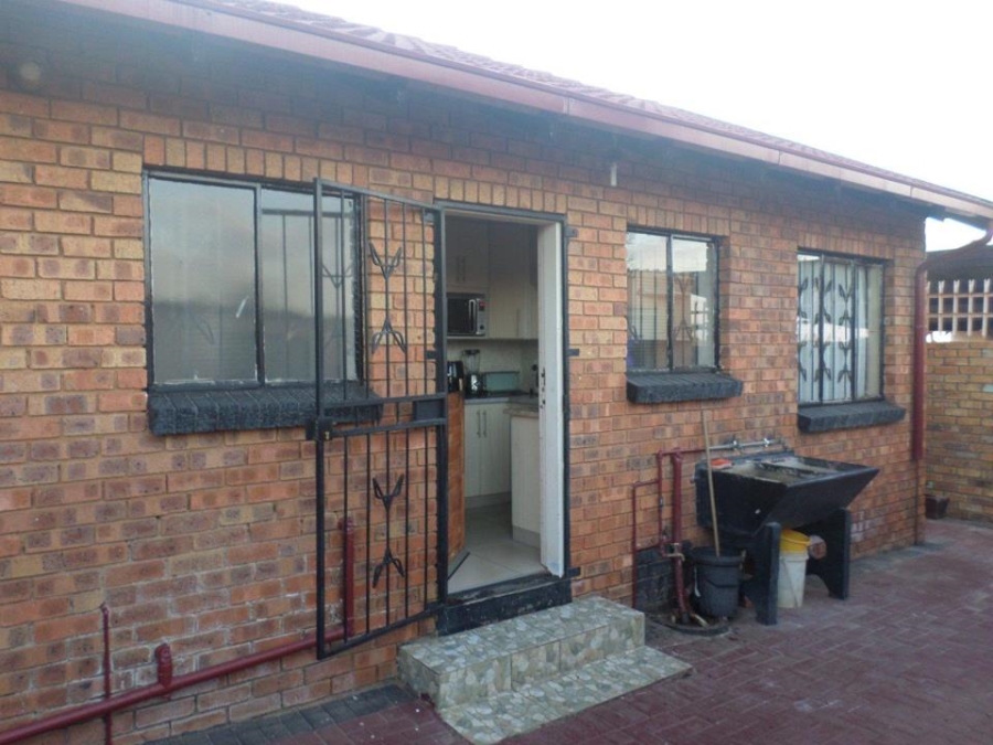 0 Bedroom Property for Sale in Ga-Rankuwa Unit 1 Gauteng