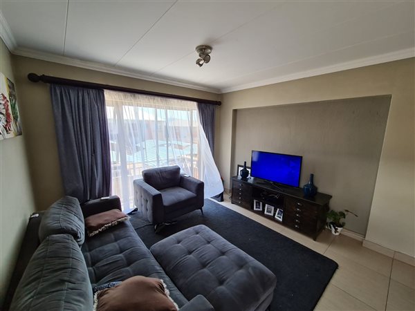 2 Bedroom Property for Sale in Andeon AH Gauteng