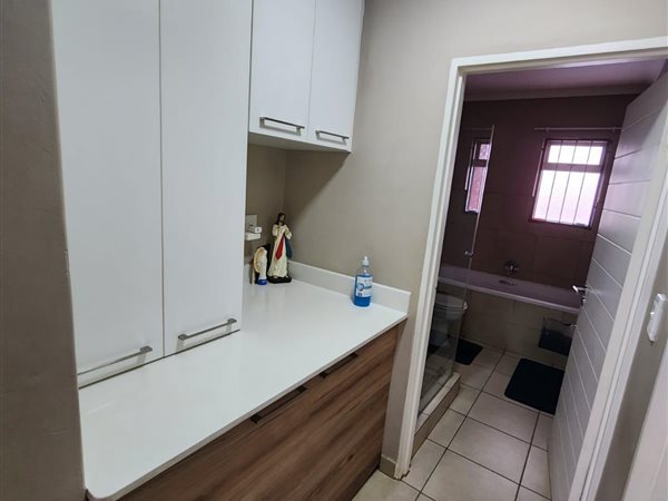 2 Bedroom Property for Sale in Montana Gardens Gauteng