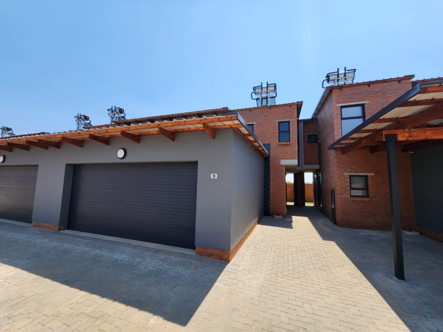 3 Bedroom Property for Sale in Montana Gardens Gauteng