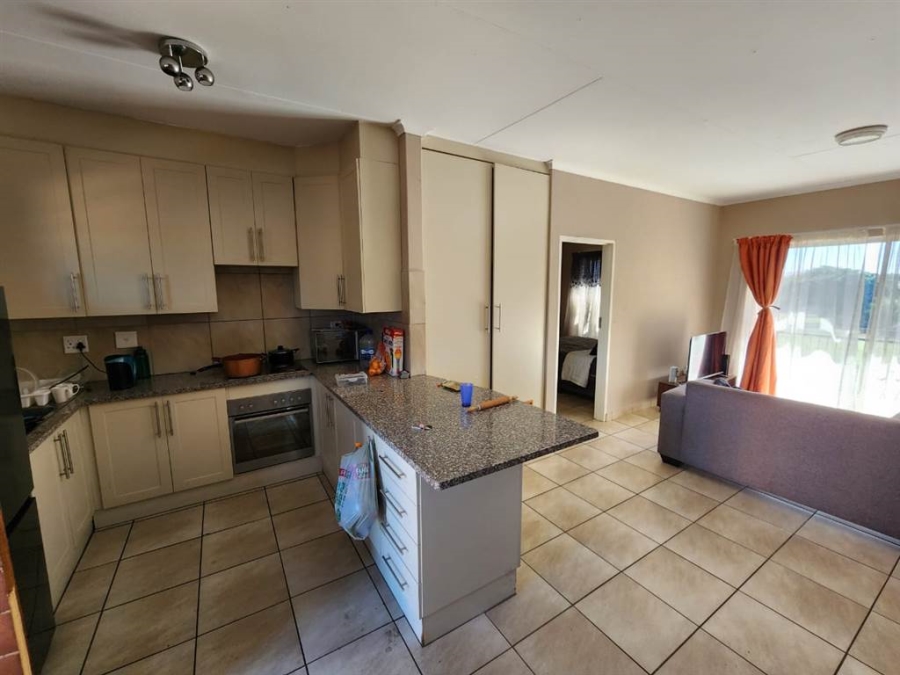 2 Bedroom Property for Sale in Annlin Gauteng