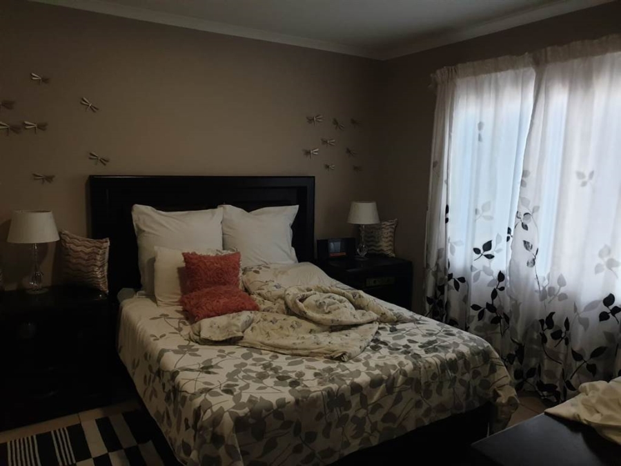 2 Bedroom Property for Sale in Annlin Gauteng