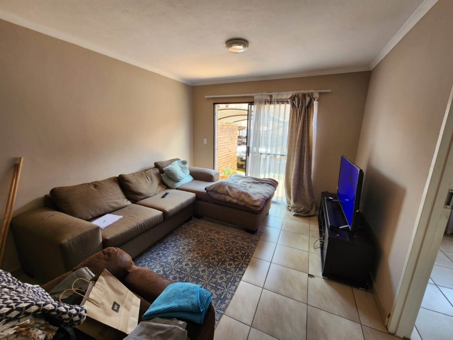 1 Bedroom Property for Sale in Annlin Gauteng