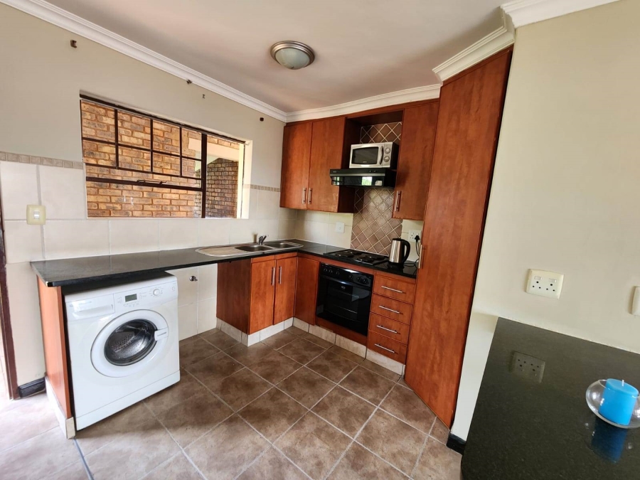 2 Bedroom Property for Sale in Magalieskruin Gauteng