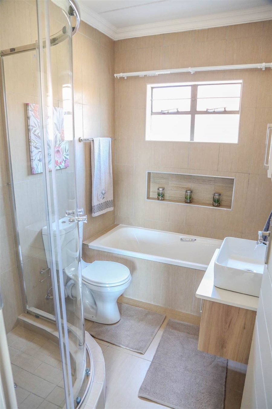 2 Bedroom Property for Sale in Andeon AH Gauteng