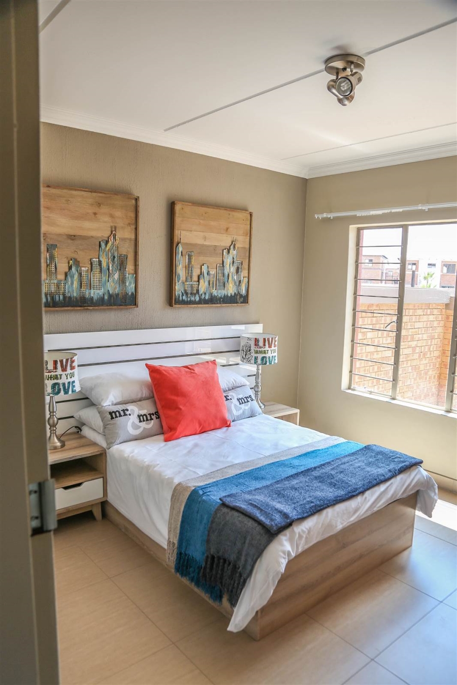 2 Bedroom Property for Sale in Andeon AH Gauteng