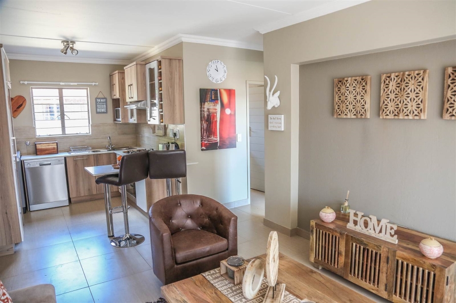 2 Bedroom Property for Sale in Andeon AH Gauteng