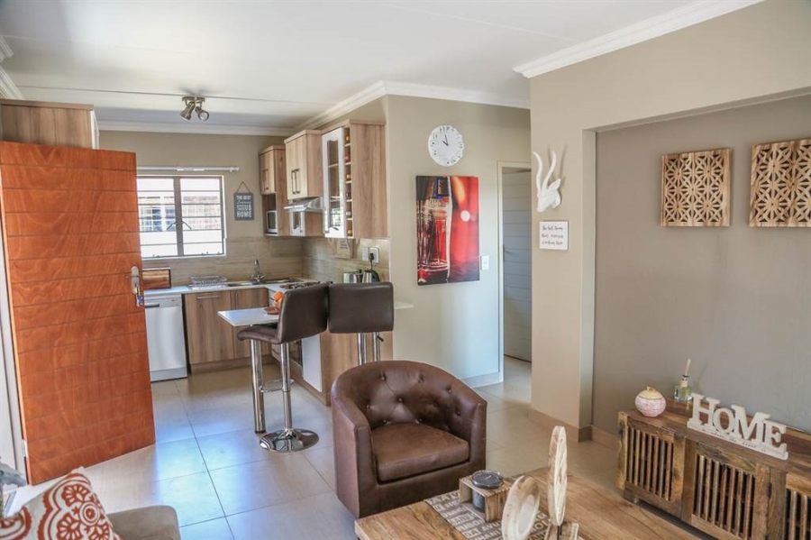 2 Bedroom Property for Sale in Andeon AH Gauteng