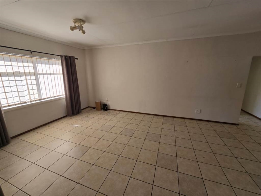 3 Bedroom Property for Sale in Annlin-wes Gauteng