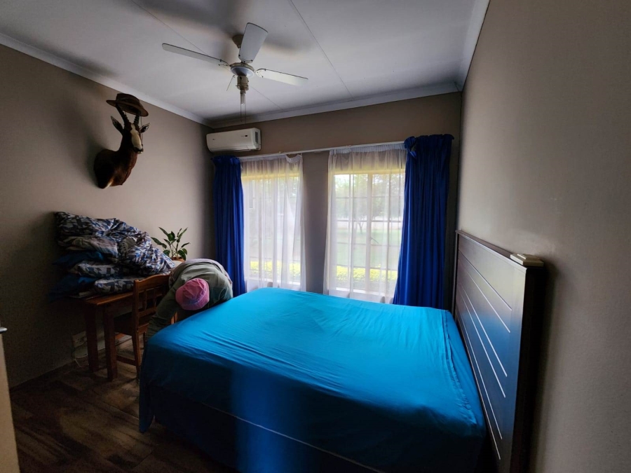 13 Bedroom Property for Sale in Kameeldrift East Gauteng