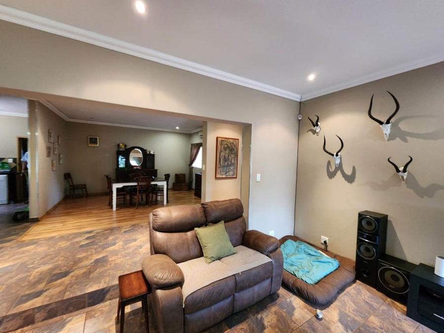 13 Bedroom Property for Sale in Kameeldrift East Gauteng
