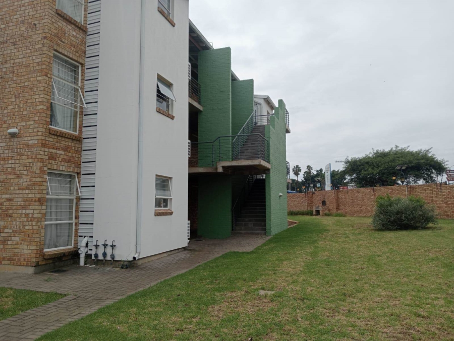 2 Bedroom Property for Sale in Theresa Park Gauteng