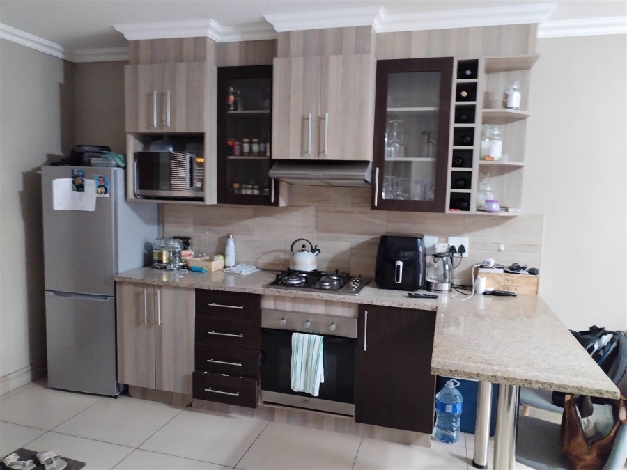 2 Bedroom Property for Sale in Annlin Gauteng