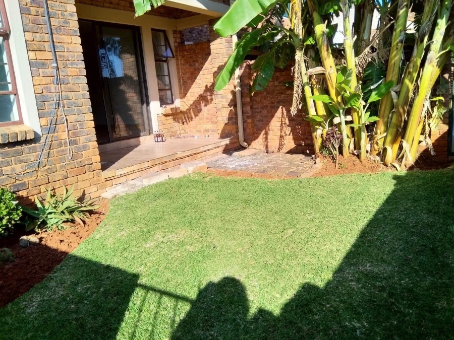 To Let 2 Bedroom Property for Rent in Montana Gauteng