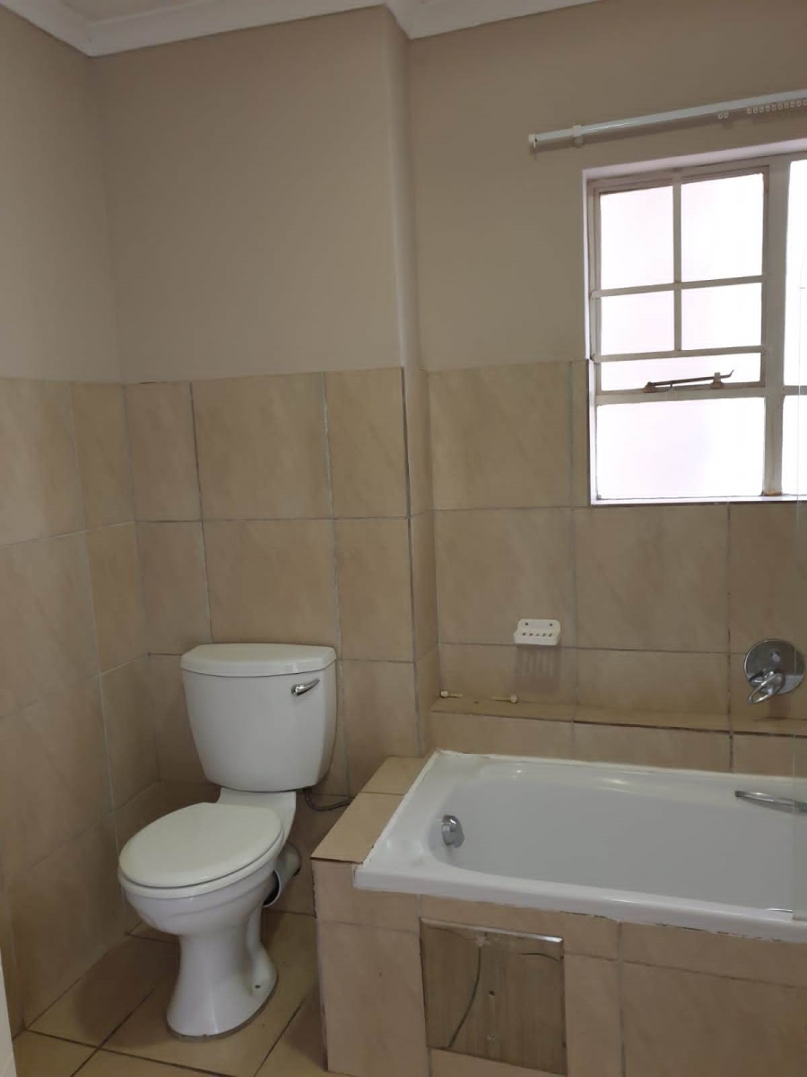 To Let 2 Bedroom Property for Rent in Annlin Gauteng