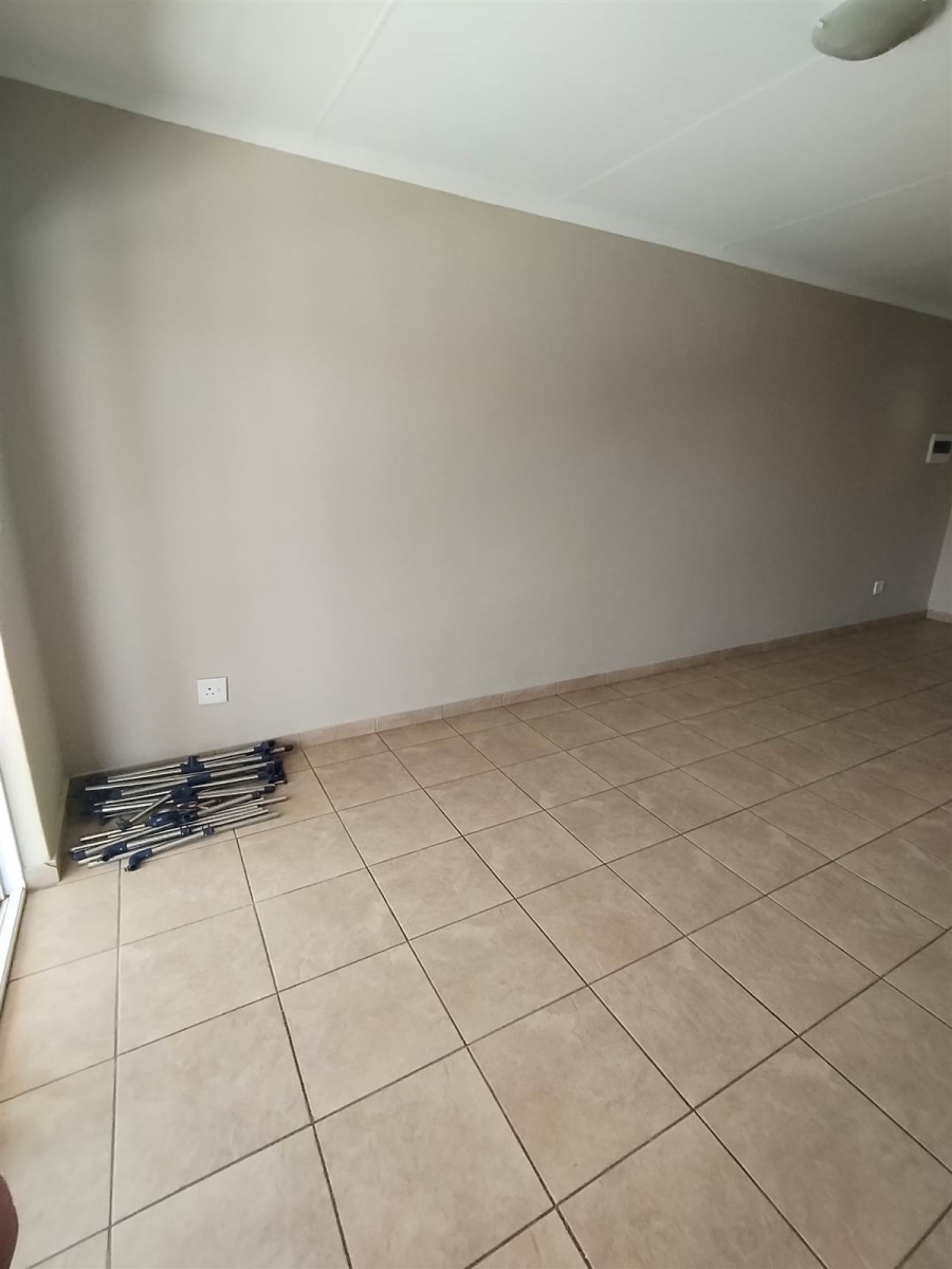 To Let 1 Bedroom Property for Rent in Montana Gardens Gauteng