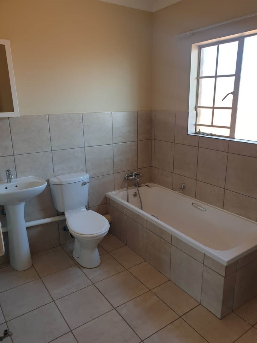 To Let 3 Bedroom Property for Rent in Annlin Gauteng