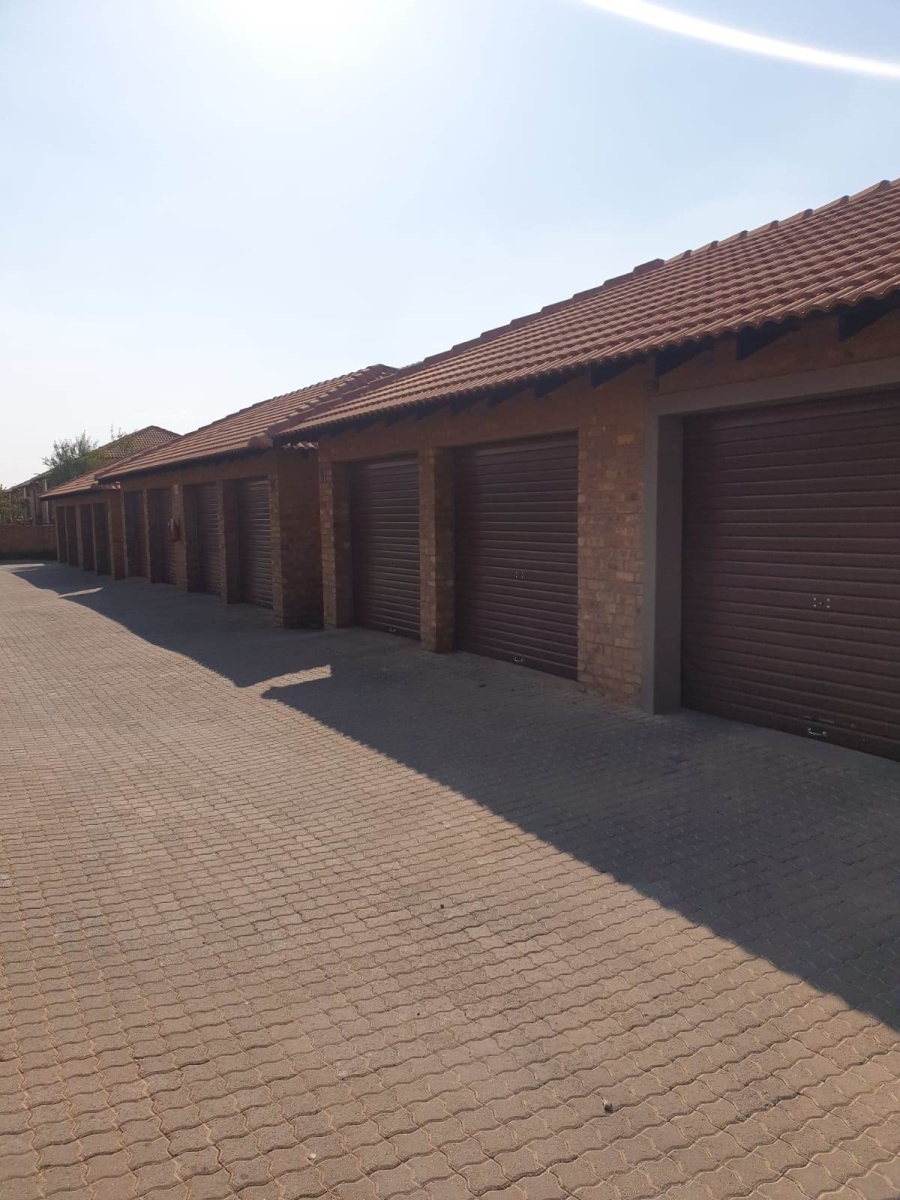 To Let 3 Bedroom Property for Rent in Annlin Gauteng