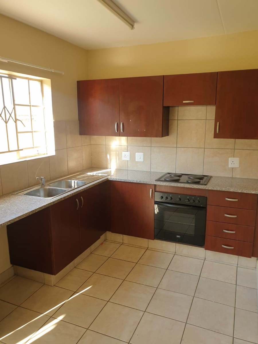 To Let 3 Bedroom Property for Rent in Annlin Gauteng