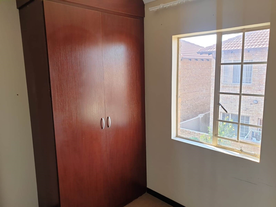 To Let 3 Bedroom Property for Rent in Annlin Gauteng